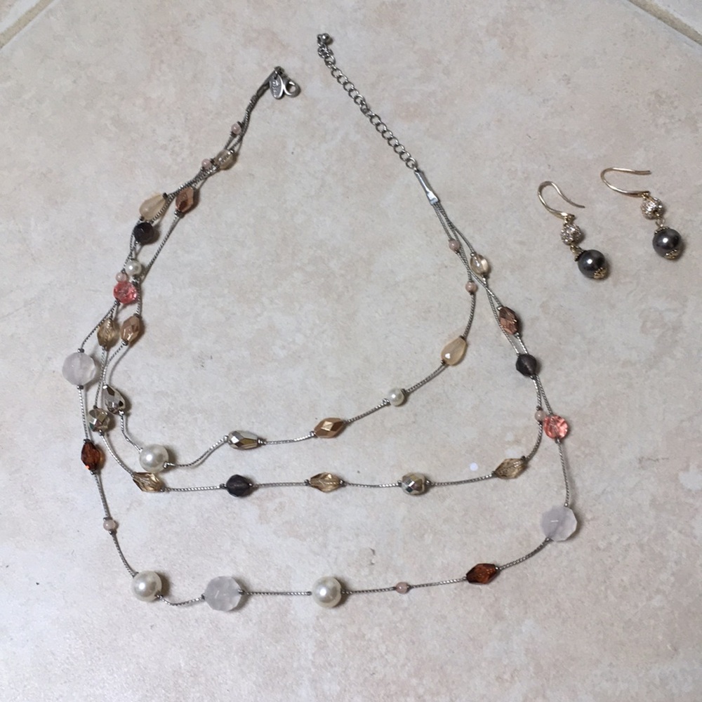 Lia Sophia necklace with n/a earrings bundle